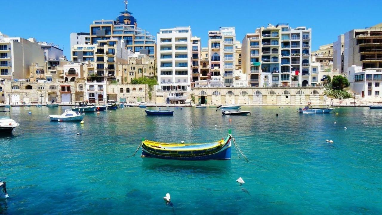Modern 2 Bedroom In St Julians * St. Julian's