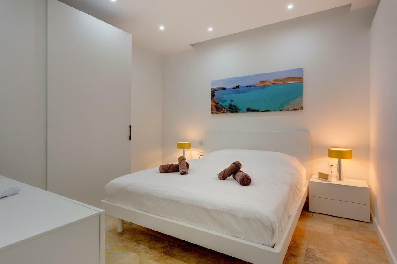 Modern 2 Bedroom In St Julians